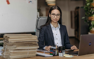 Jak automatyzacja procesów księgowych oszczędza czas i pieniądze przedsiębiorcy