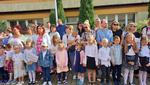 W Publicznej Szkole Podstawowej numer 10 w Ostrowcu Świętokrzyskim uroczyście rozpoczęto rok szkolny. Zobacz zdjęcia