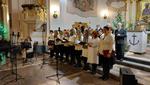 Mnóstwo osób na koncercie "Hej, kolęda, kolęda" w ostrowieckiej kolegiacie. Wystąpiły chóry Ad Libitum i Novi