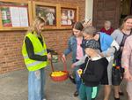 Rozdawali żonkile w zamian za datki do puszki. Uzbierali sporą kwotę na ostrowieckie hospicjum