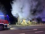 Tragiczny pożar w Ostrowcu. Strażacy w zgliszczach odnaleźli ciało