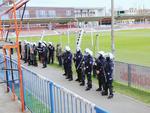 Świętokrzyscy policjanci ćwiczyli na ostrowieckim stadionie