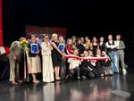 Ostrowczanie - młodzież z teatru "Obibook" i aktor Mirosław Baka nagrodzeni tytułami Mistrzów Mowy Polskiej